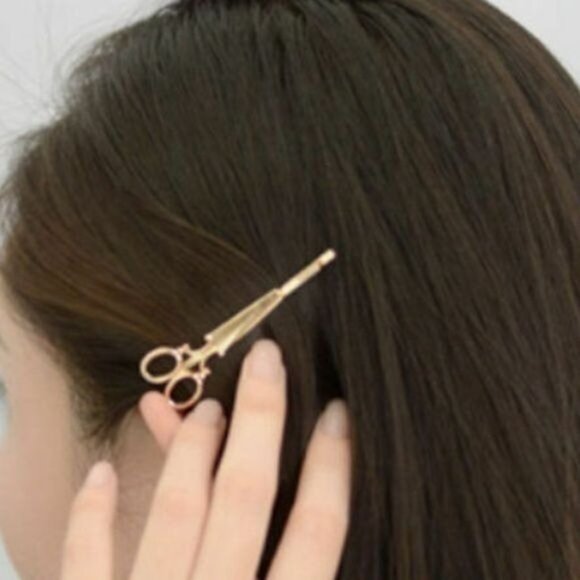 Hair Clips Gold Scissors set of 2  Hair Pin Novelty - Picture 5 of 8